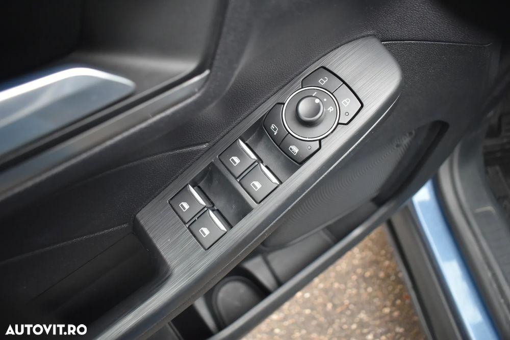 Ford Kuga 2.5 Duratec AWD FHEV Titanium - 13