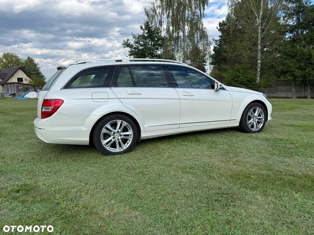 Mercedes-Benz Klasa C 180 CGI BlueEff Avantgarde - 7