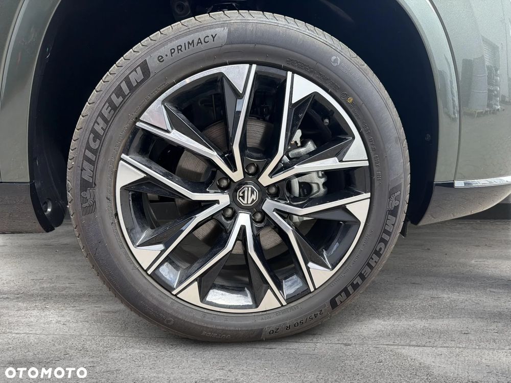 MG S9 - 17