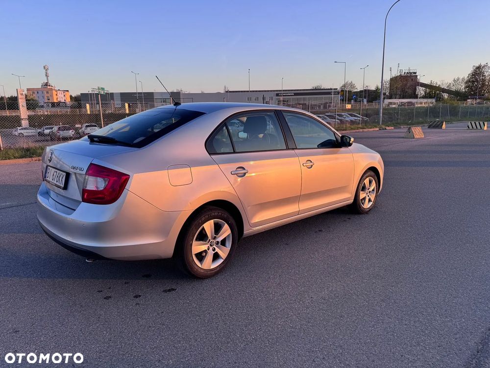 Skoda RAPID - 4