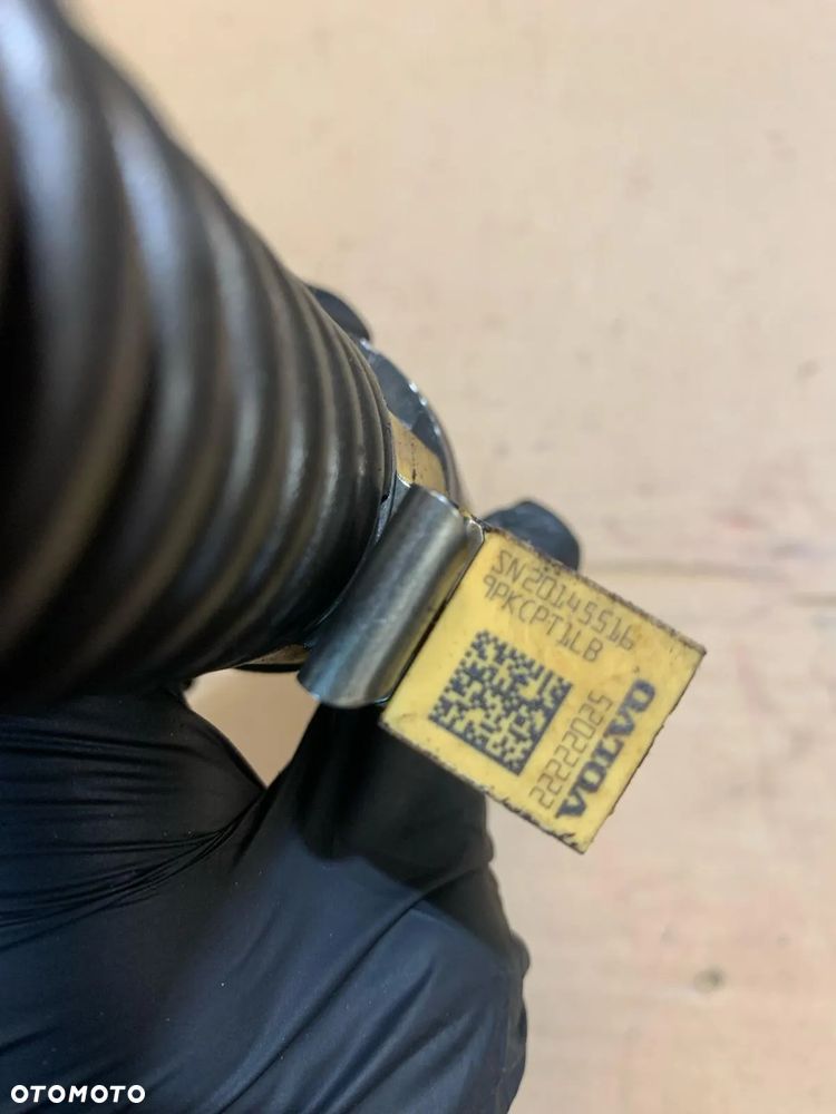 Wtryskiwacz VOLVO Euro 5 22222025 4 piny do regeneracji - 2