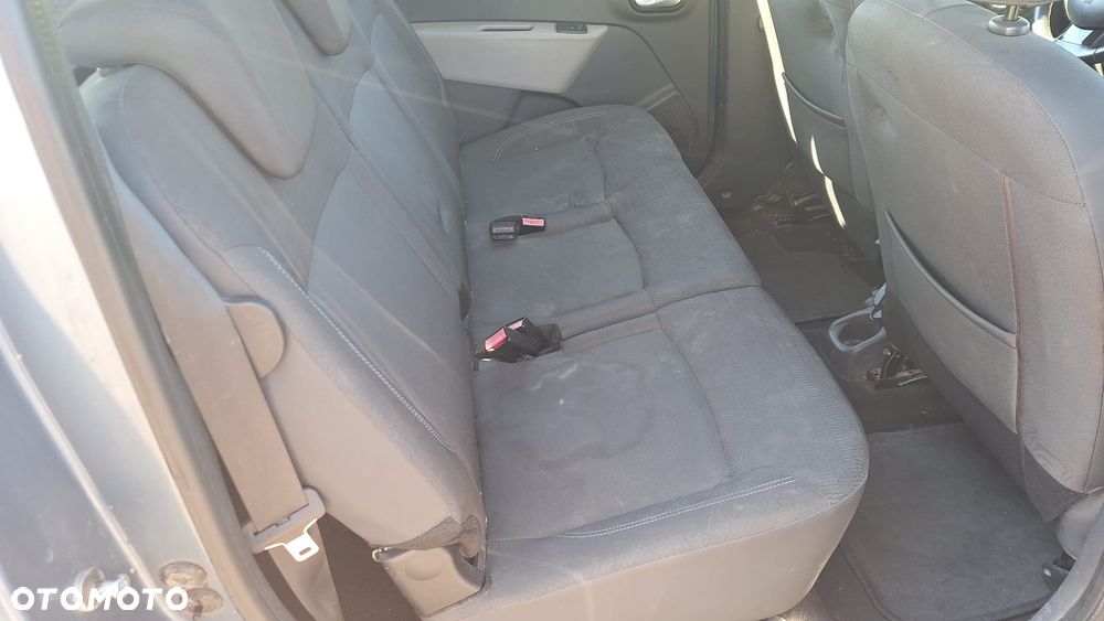 Dacia Lodgy 1.2 TCe Laureate - 10