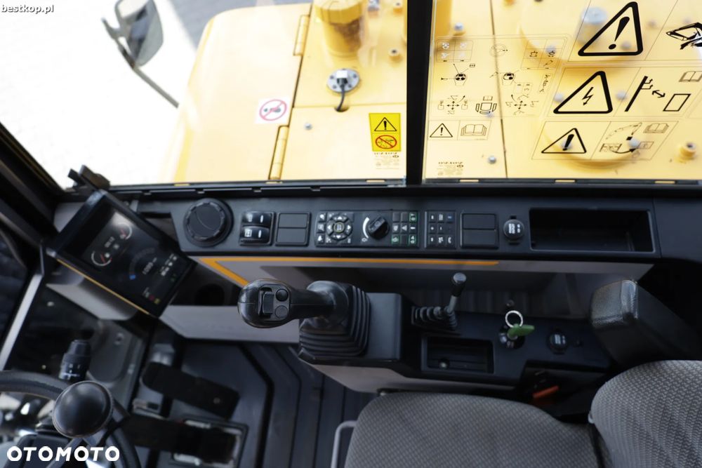 Volvo EW60E - 30