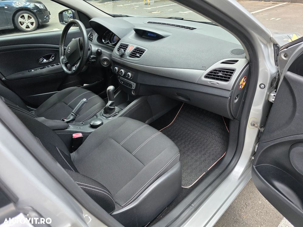 Renault Megane 1.6 16V Expression - 14