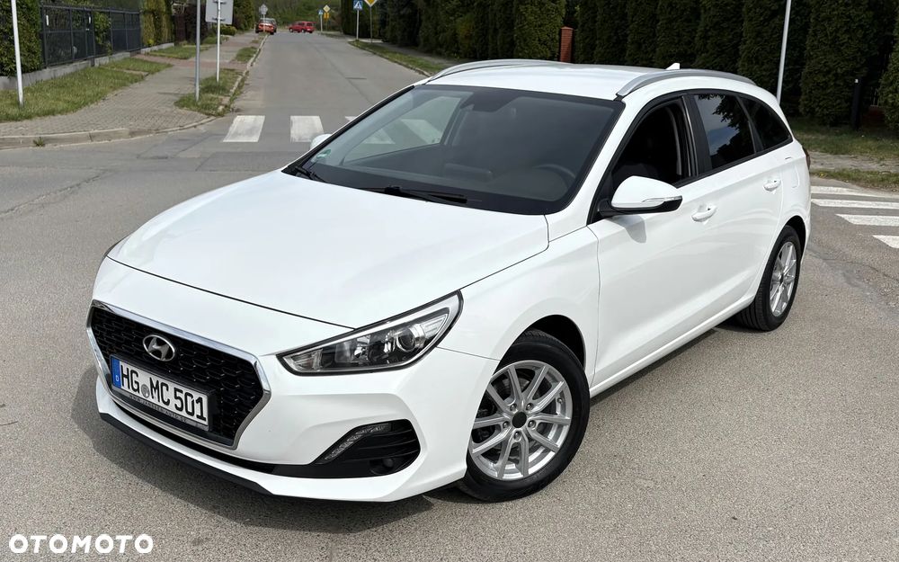 Hyundai i30 1.4 Passion - 2