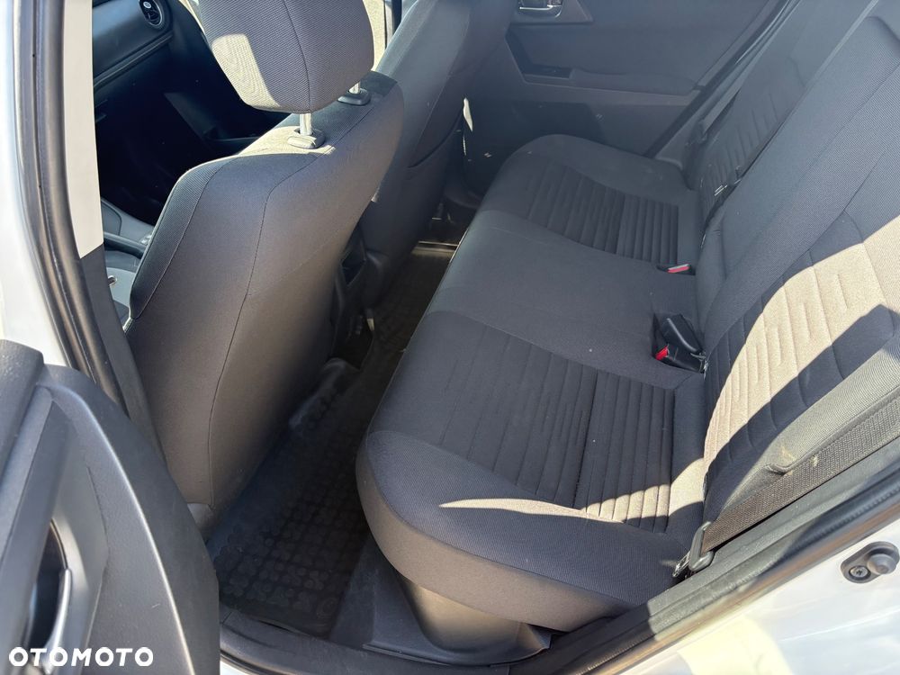 Toyota Auris - 11