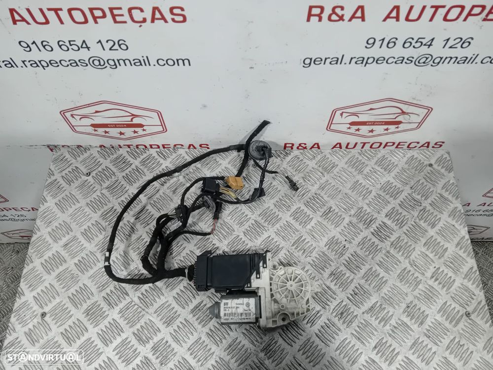 Motor de Elevador Vidro Porta Frente Direito VW Golf 4 IV Seat Ibiza 6L Seat Toledo MK2 101386102 1C09598028 Original - 2