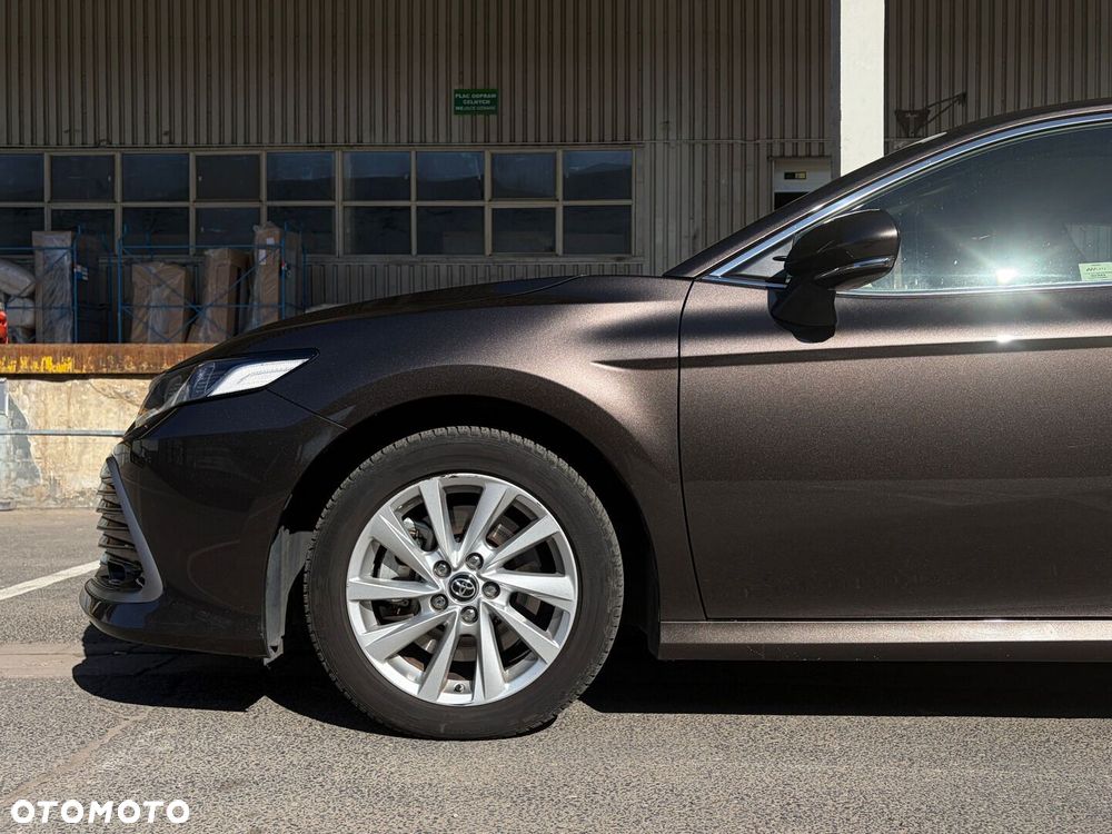 Toyota Camry 2.5 Hybrid Comfort CVT - 7