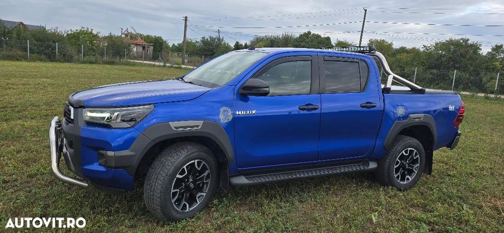 Toyota Hilux 2.8D 204CP 4x4 Double Cab AT Executive Color Edition - 3