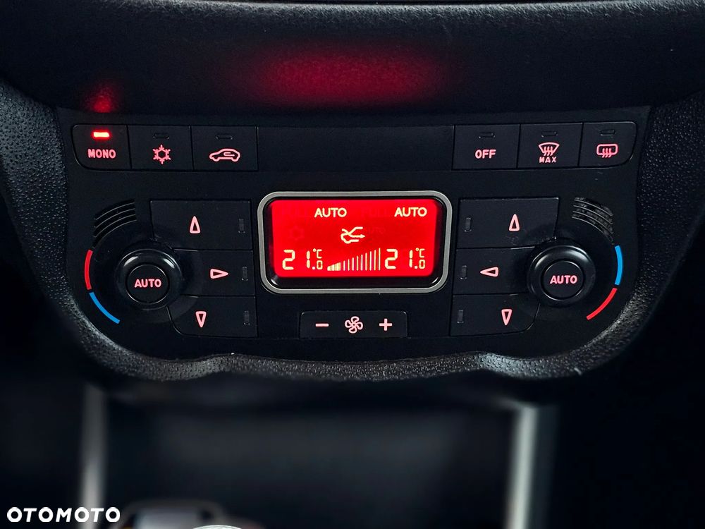 Peugeot 308 2.0 HDi Premium - 15