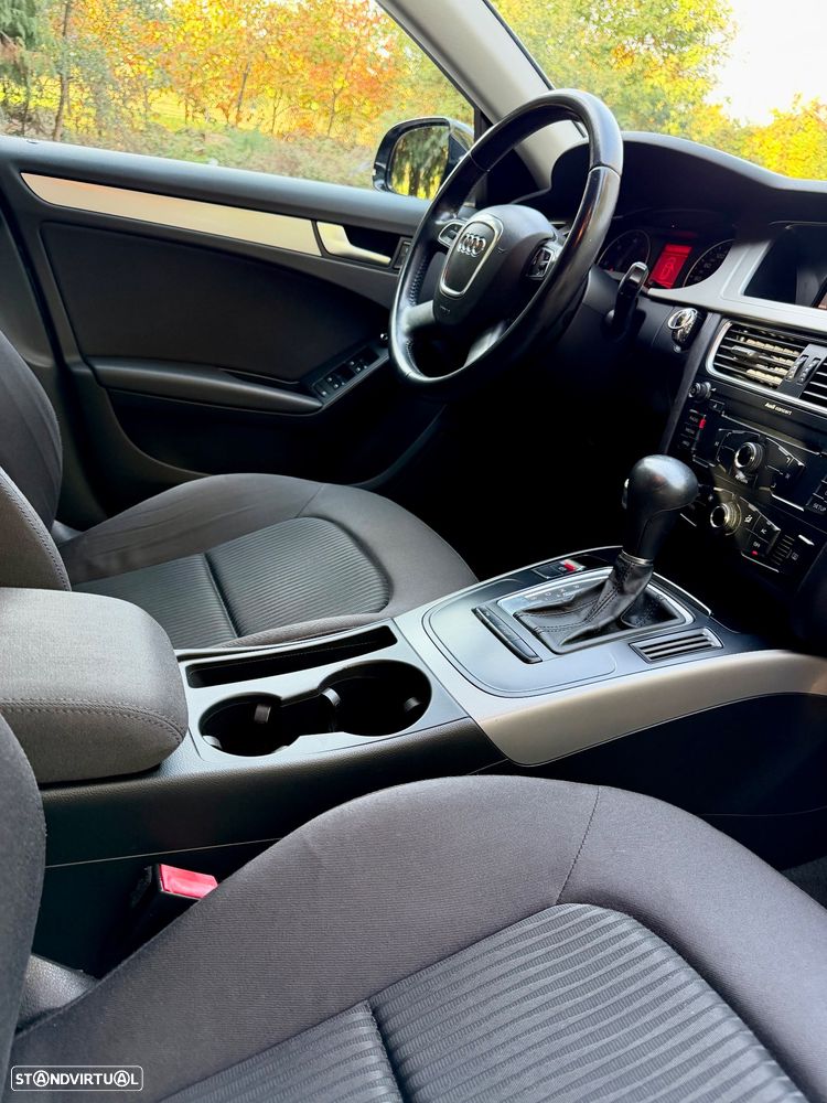 Audi A4 Avant - 25