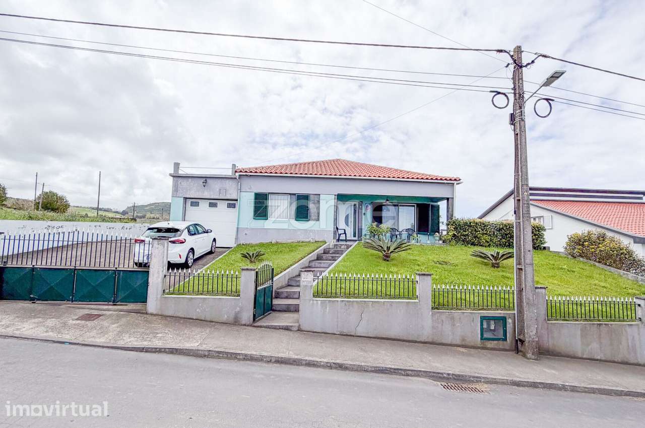 Moradia T4 Térrea com garagem e vista mar - Grande imagem: 2/37