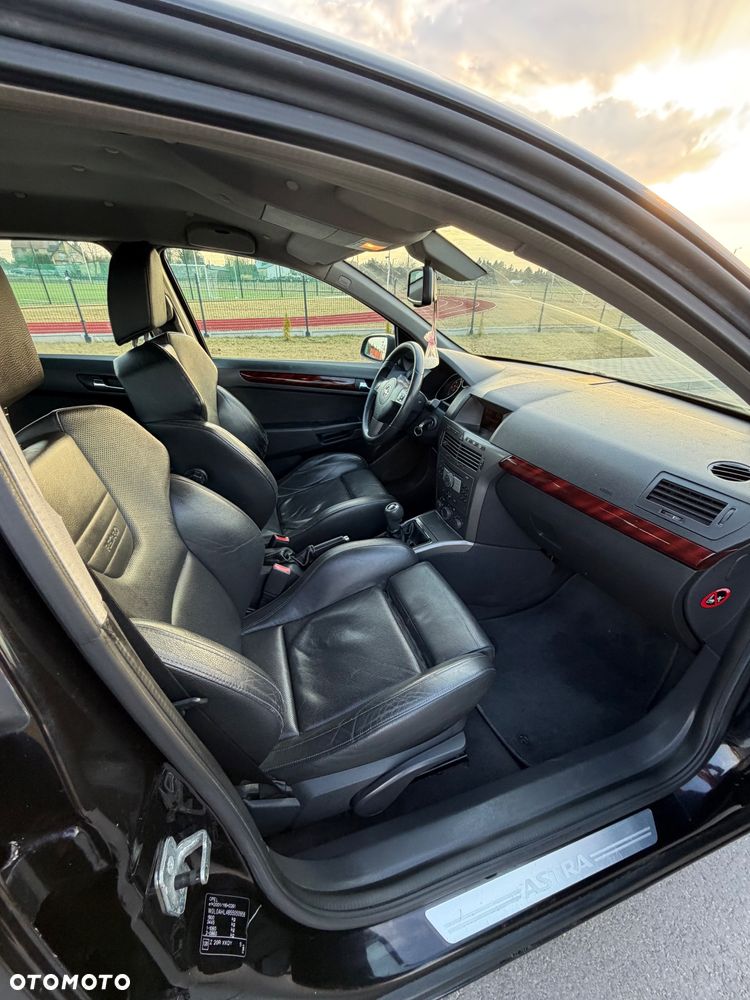 Opel Astra 1.9 CDTI Edition - 10