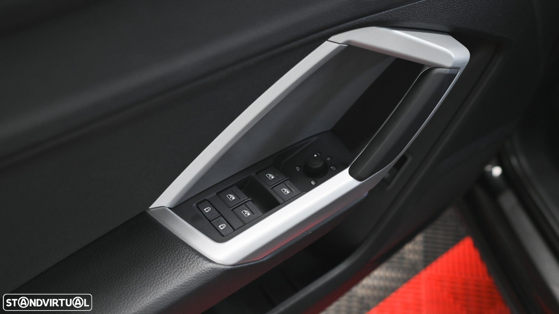 Audi Q3 45 TFSIe S line S tronic - 37