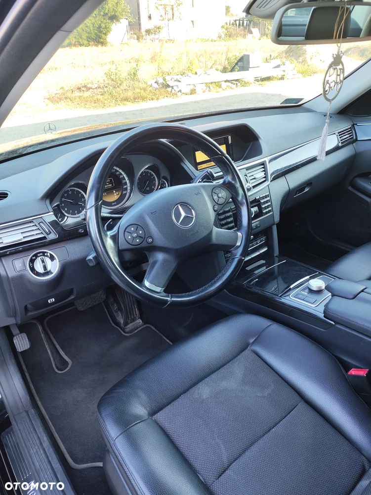 Mercedes-Benz Klasa E - 13