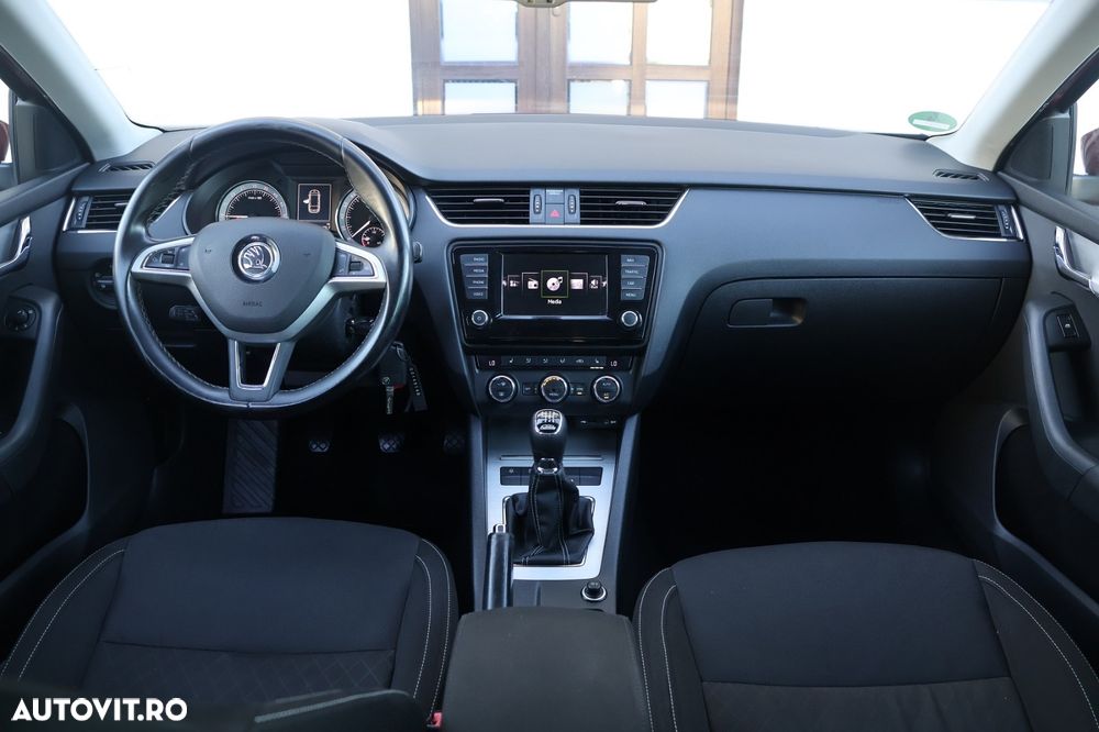 Skoda Octavia - 8