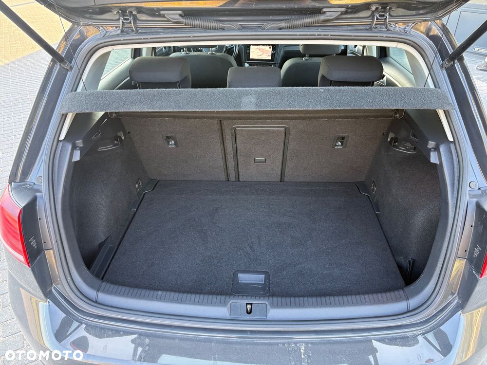 Volkswagen Golf 1.6 TDI SCR IQ.DRIVE - 16