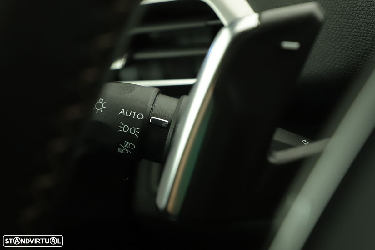 Peugeot 3008 1.2 PureTech GT EAT8 - 17