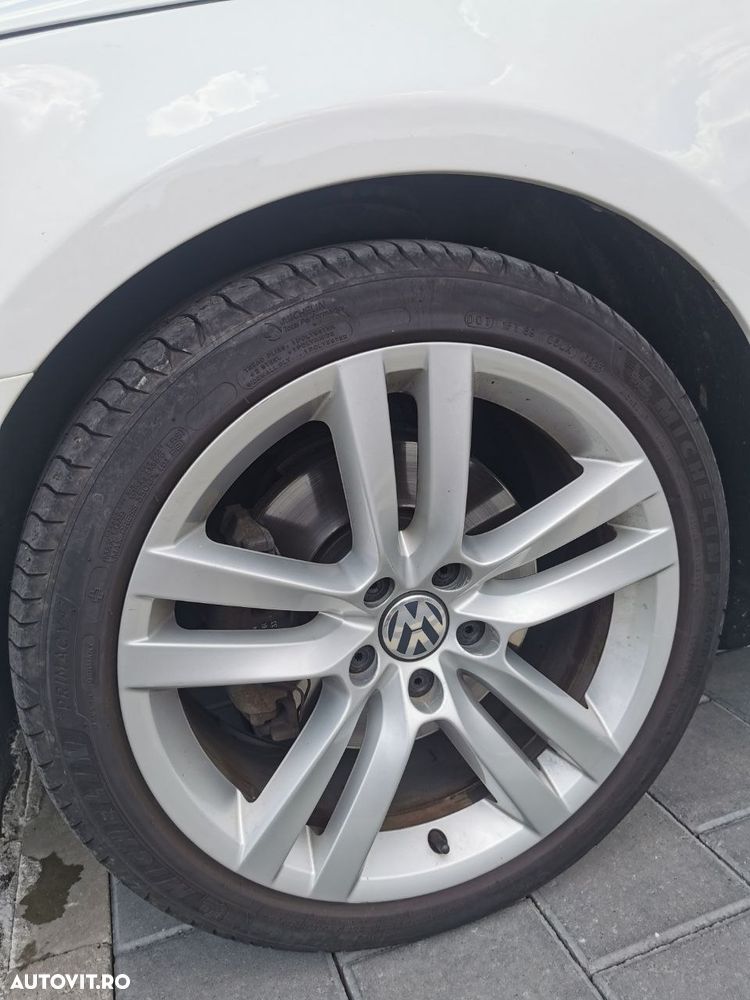 Volkswagen Passat CC - 12