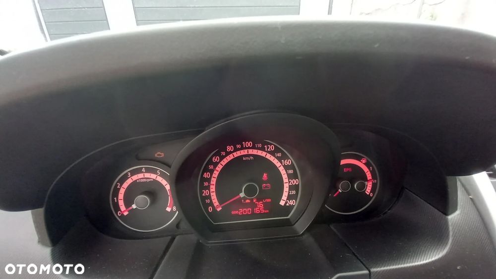 Kia Ceed - 9
