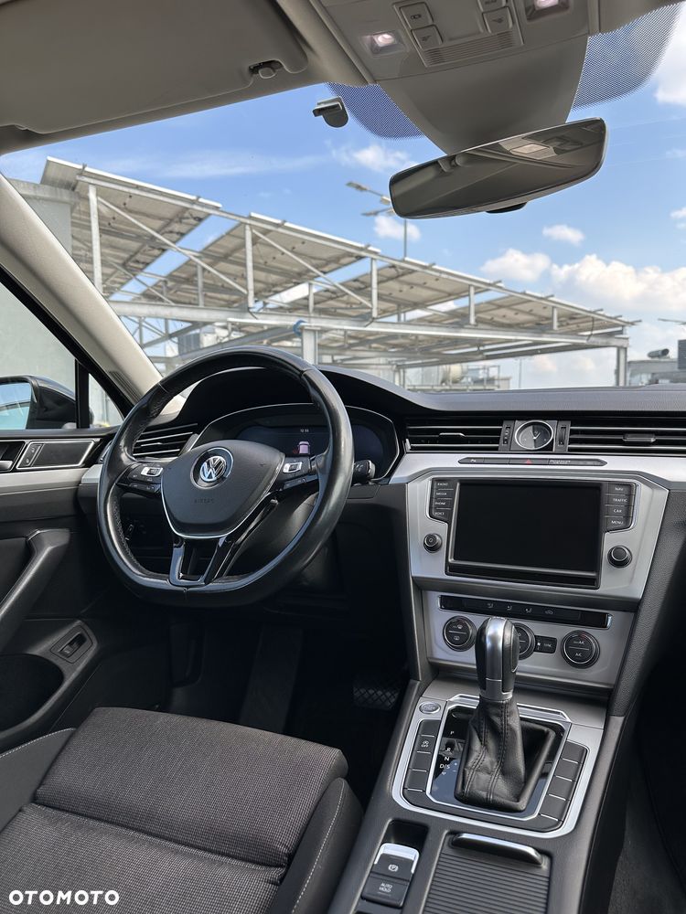 Volkswagen Passat 2.0 TDI BMT Comfortline DSG - 15