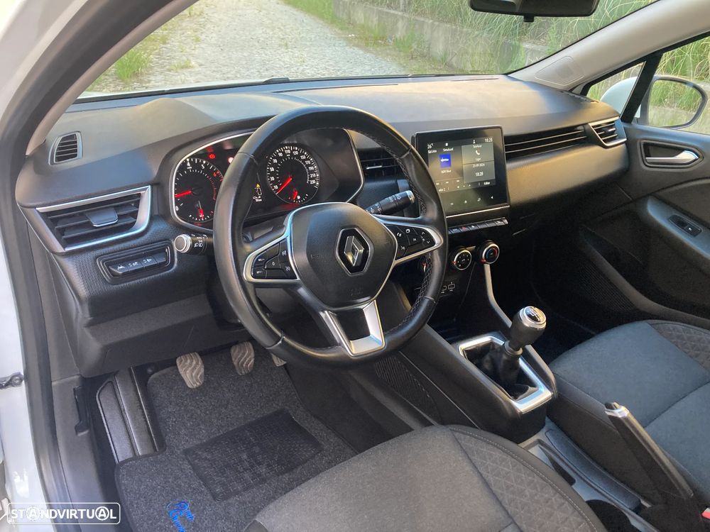 Renault Clio TCe 90 EVOLUTION - 8