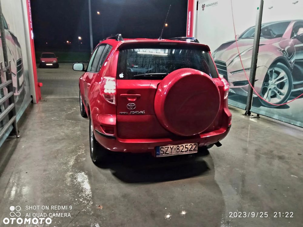 Toyota RAV4 2.2 D-4D Luna - 2