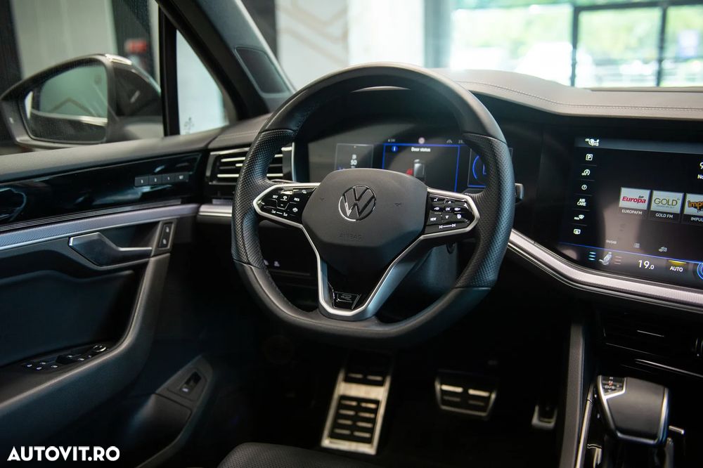 Volkswagen Touareg 3.0 V6 TDI 4Motion DPF Automatik R-Line - 30
