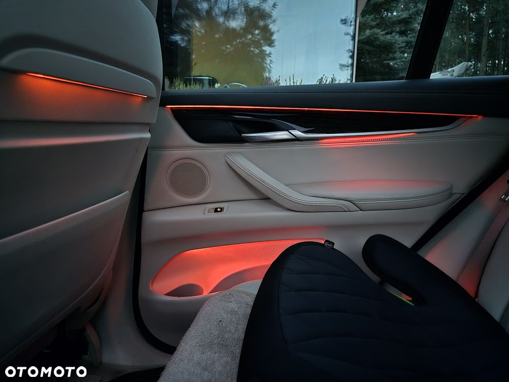 BMW X5 xDrive30d - 24