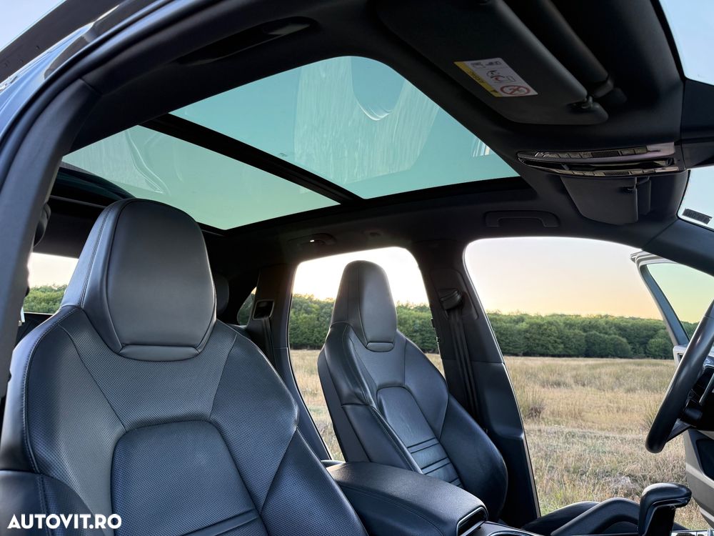 Porsche Cayenne - 9