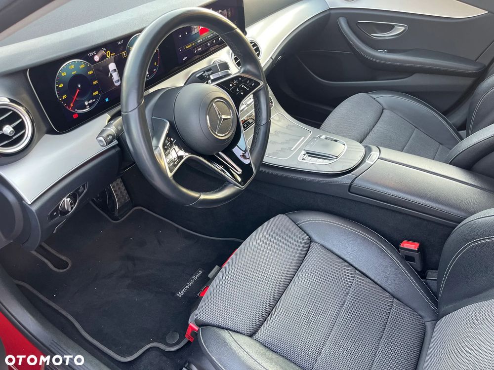Mercedes-Benz Klasa E 220 d 4-Matic Avantgarde - 9