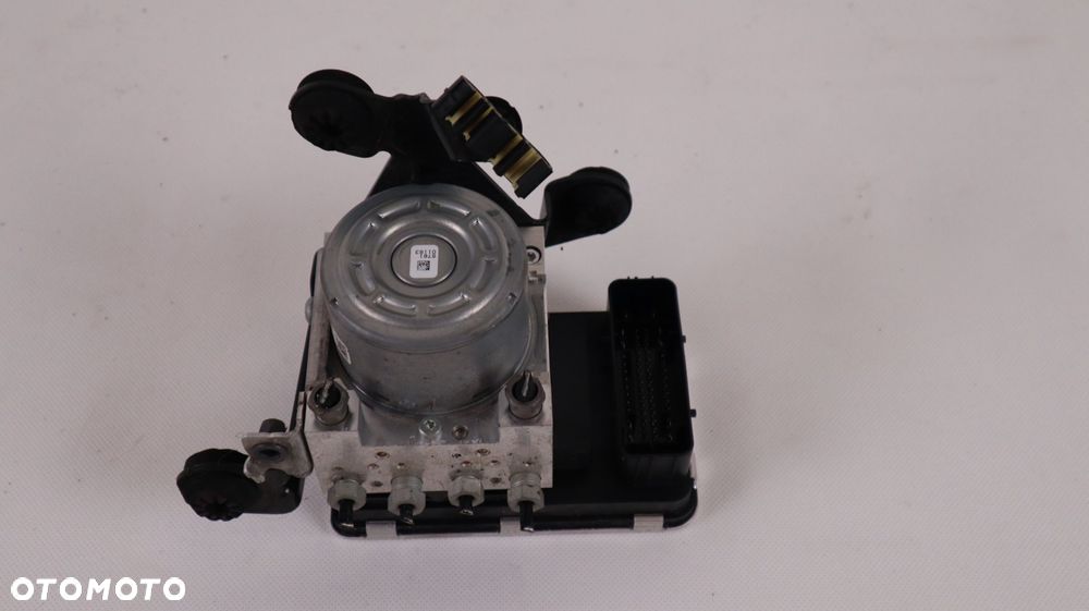 VOLVO V90 2.0 D4 POMPA ABS 31680101, 31680098 - 2