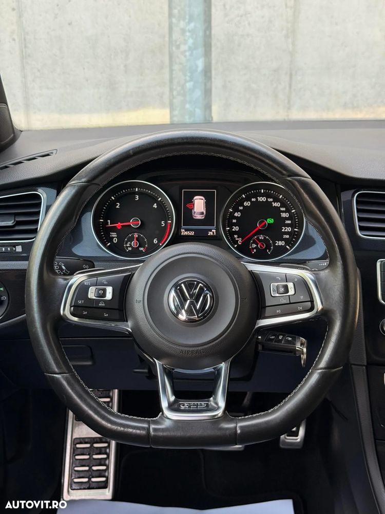 Volkswagen Golf 2.0 TDI DSG GTD - 10