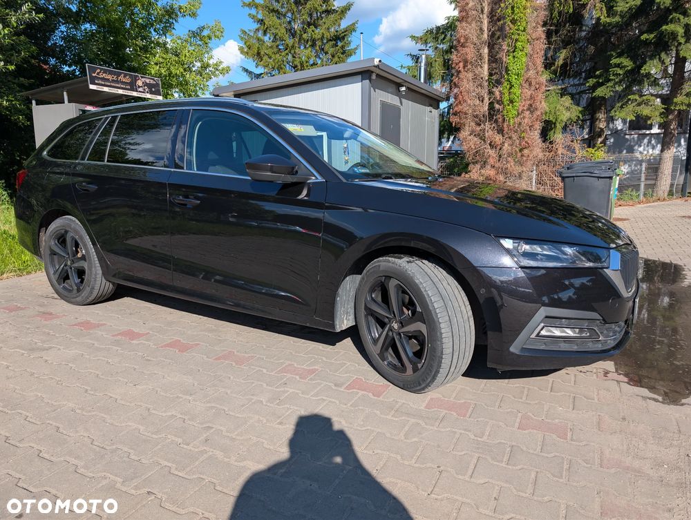 Skoda Octavia 2.0 TDI Style DSG - 3