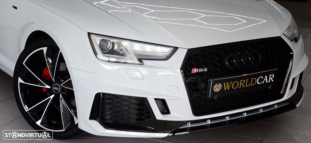 Audi A4 Avant 2.0 TDI S-line - 8