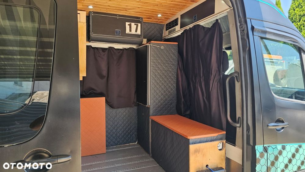 Volkswagen Crafter kamper - 12