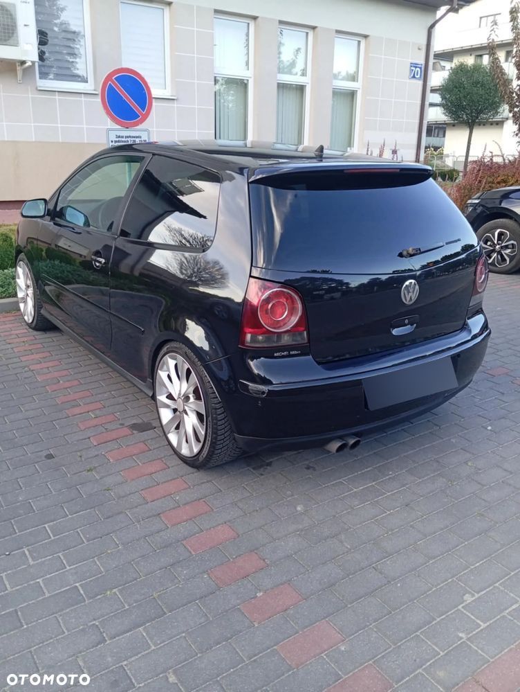 Volkswagen Polo - 4