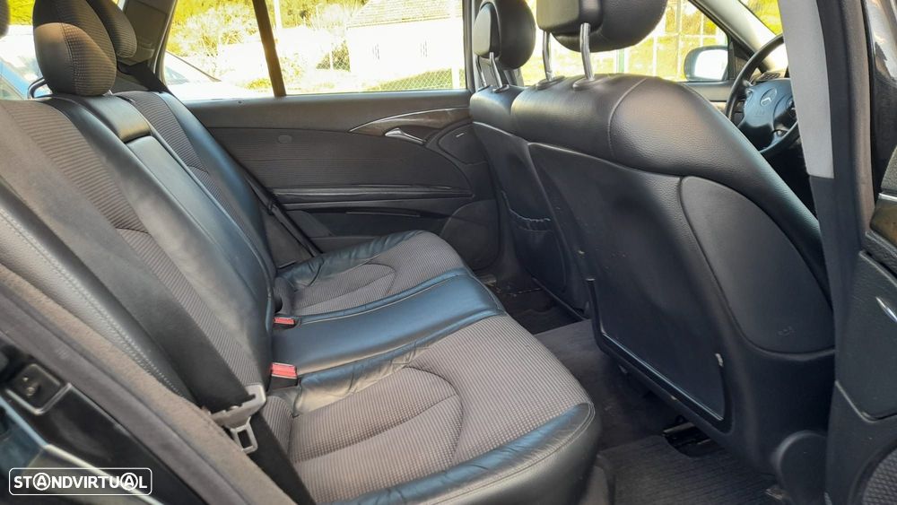 Mercedes-Benz E 220 CDi Avantgarde - 12