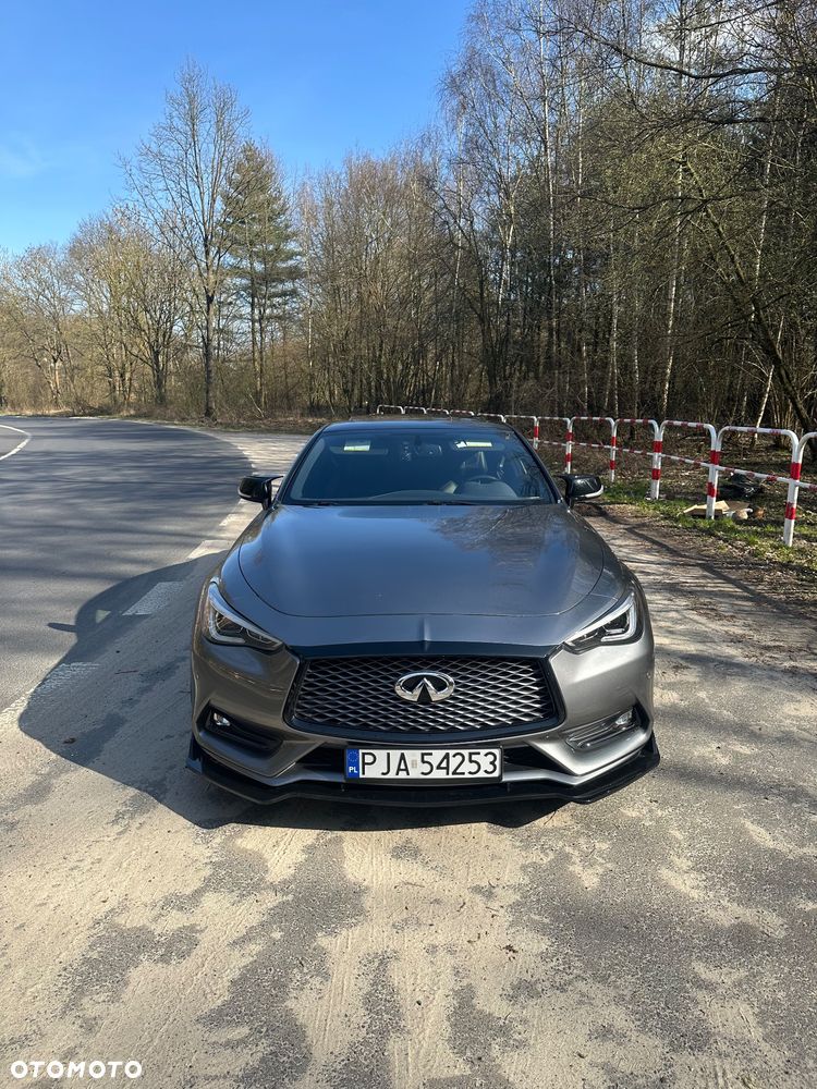 Infiniti Q60 - 4