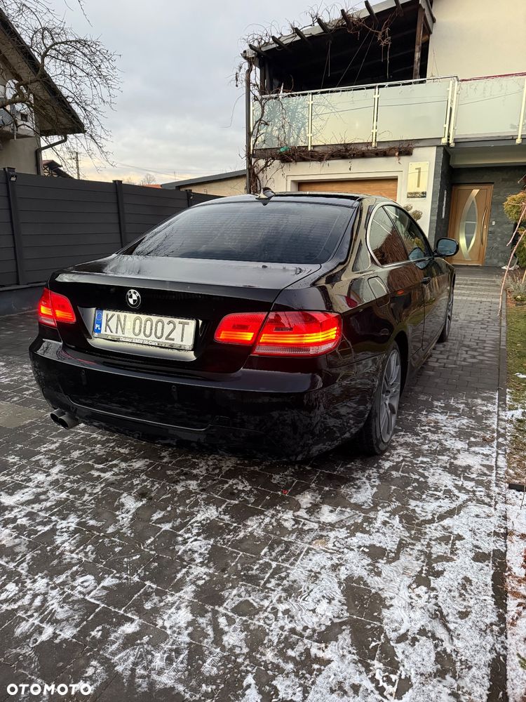 BMW Seria 3 330d xDrive M Sport Edition - 12