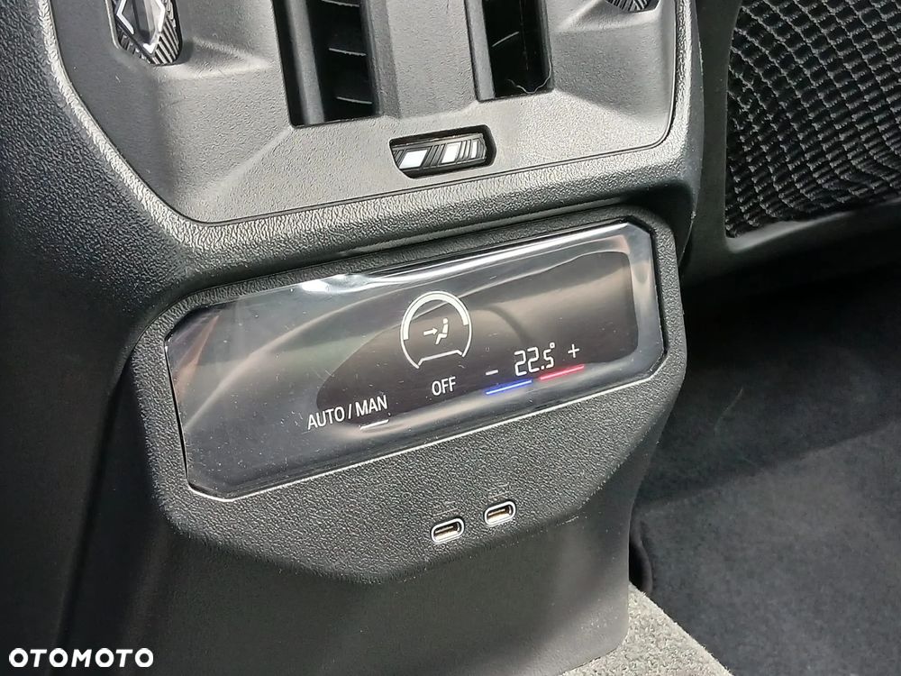 BMW X3 xDrive20d mHEV - 16