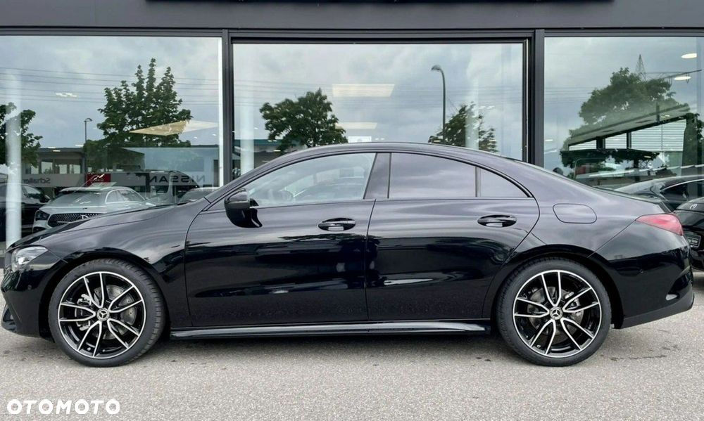 Mercedes-Benz CLA 220 d 4-Matic AMG Line 8G-DCT - 4