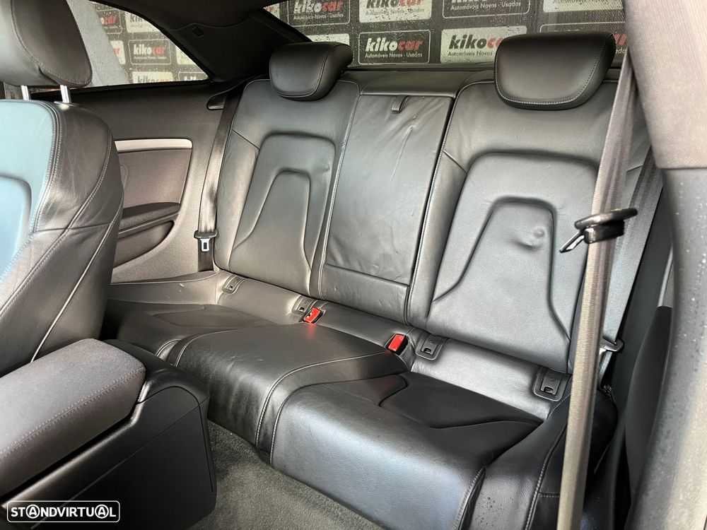 Audi A5 2.0 TDI Business Line Sport - 40