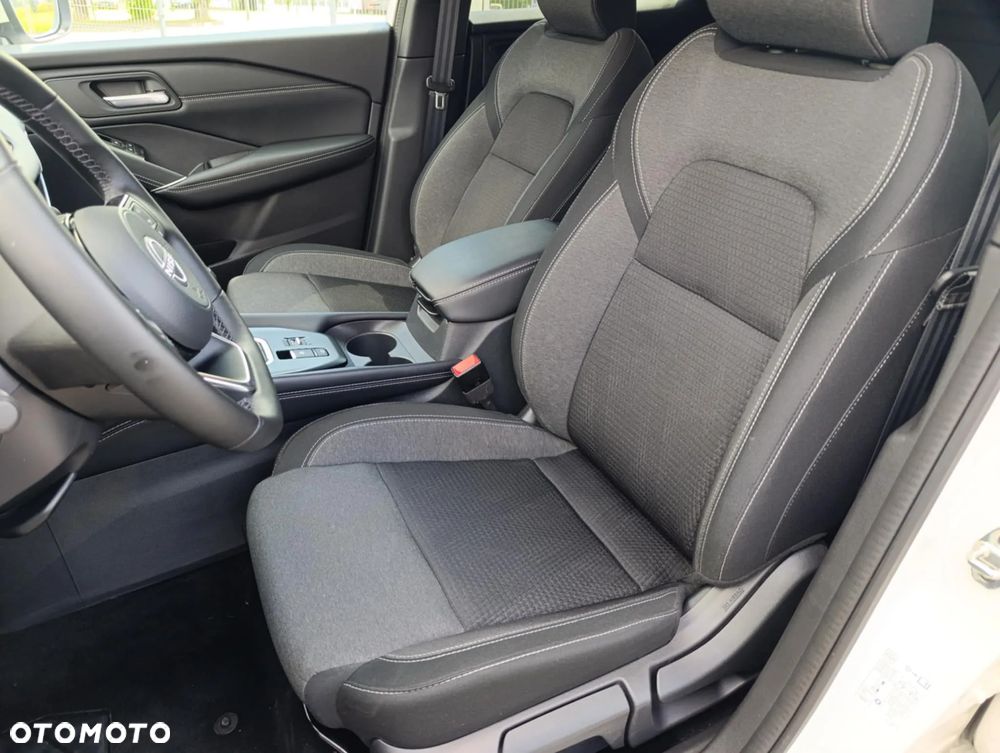 Nissan Qashqai 1.3 DIG-T mHEV N-Connecta - 6