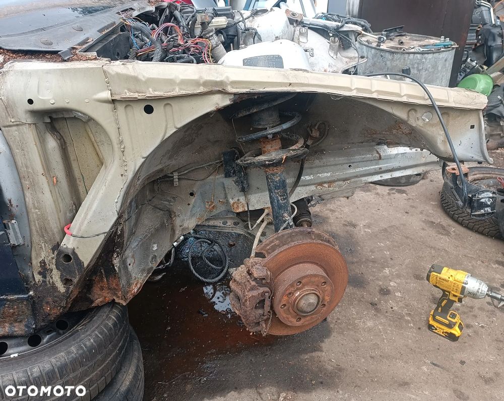 BMW E36 316 wszystkie części Szybka wysyłka - 22