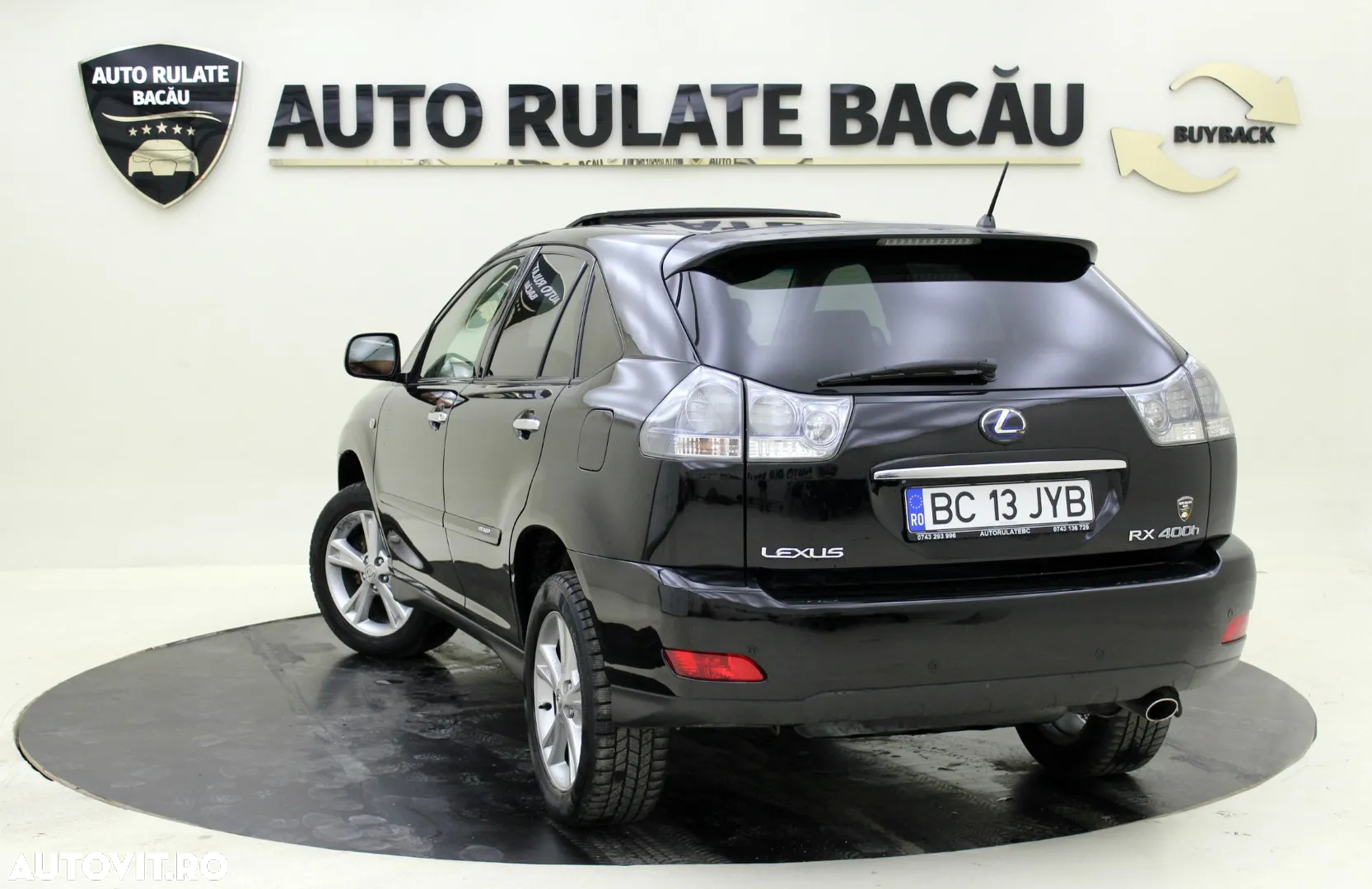 Lexus Seria RX - 7