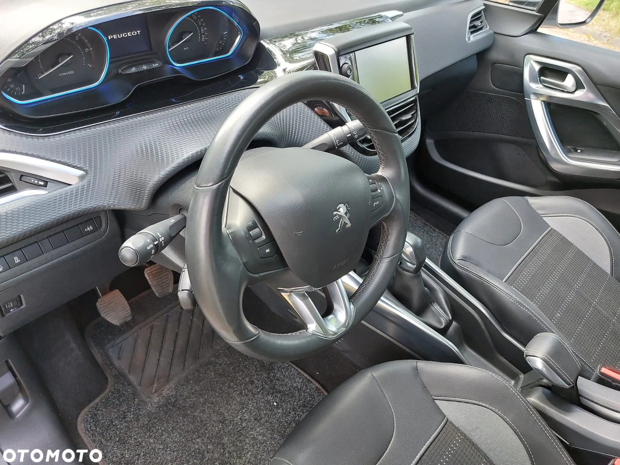 Peugeot 2008 PureTech 82 Allure - 35