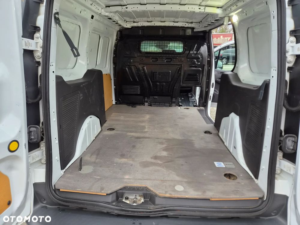 Ford Transit Connect - 16