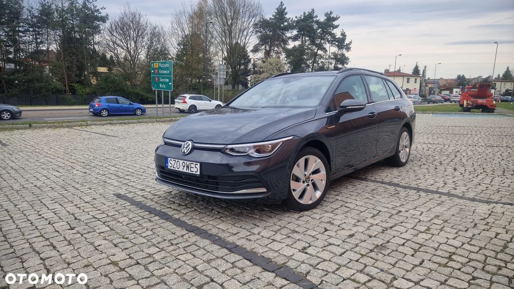 Volkswagen Golf 1.5 eTSI Style DSG - 10
