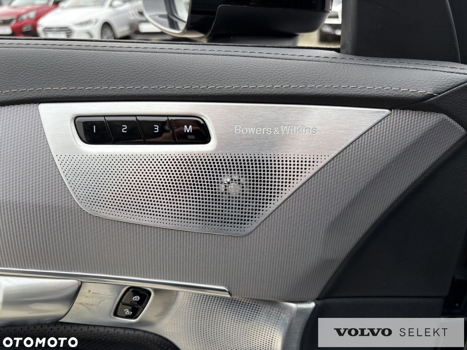 Volvo XC 90 - 9